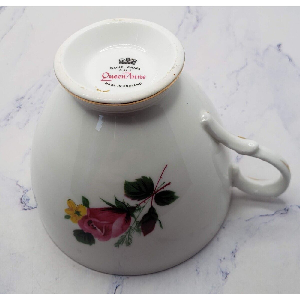 Tea Cup and Saucer Queen Anne Bone China Roses Pattern - Picture 13 of 14